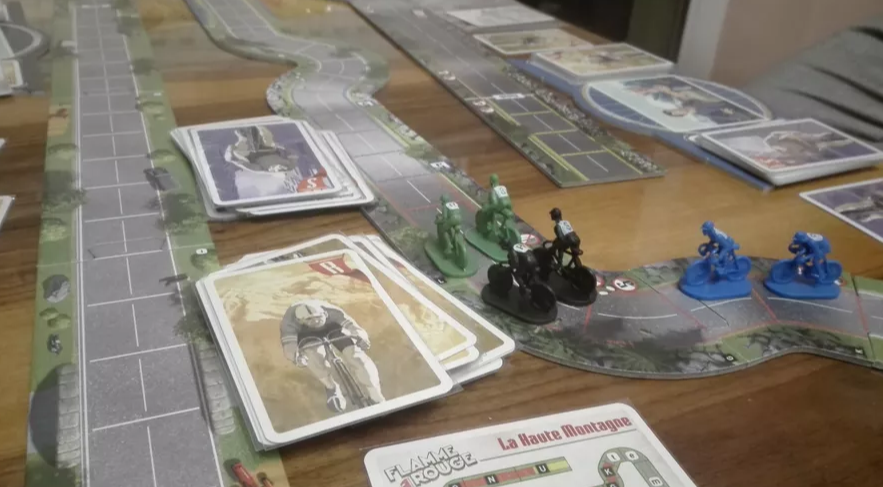 2-Flamme Rouge.png